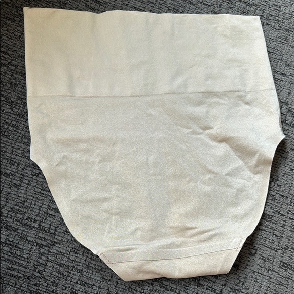 NEW WITH TAGS | Wacoal | Medium | Nude Shapewear Briefs - Picture 6 of 9